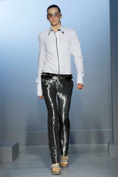 Look 14